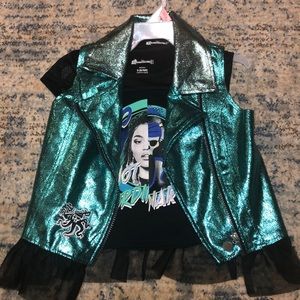 Descendants 3 Uma shirt
